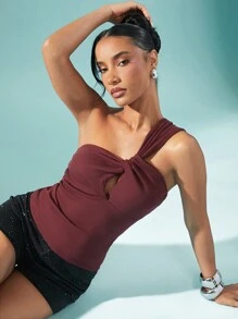 Hauture Top asimétrico de invierno con un hombro y giro delantero acanalado