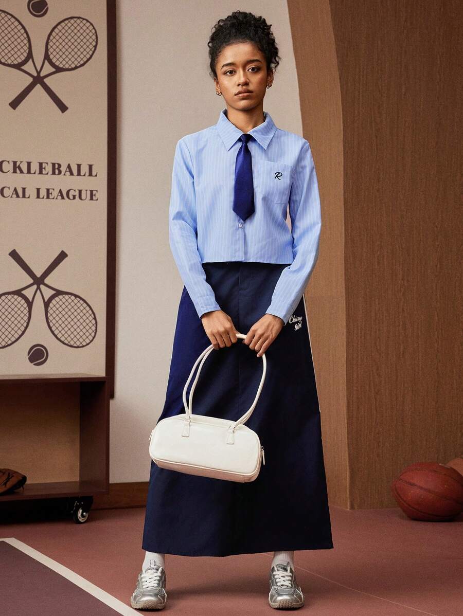 SHEIN Explorewe 2 件套学院风条纹衬衫,配有装饰领带和口袋刺绣,适合少女 - 淺藍色 - 查看 1