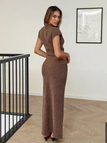 Siren Gaze Set de 2 piezas, blusa de manga corta con cuello alto en unicolor y minifalda acampanada para mujer