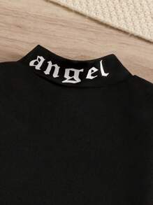 SHEIN 2pcs/Set Tween Boy Gothic Print Turtleneck T-Shirt - Camel - View 5