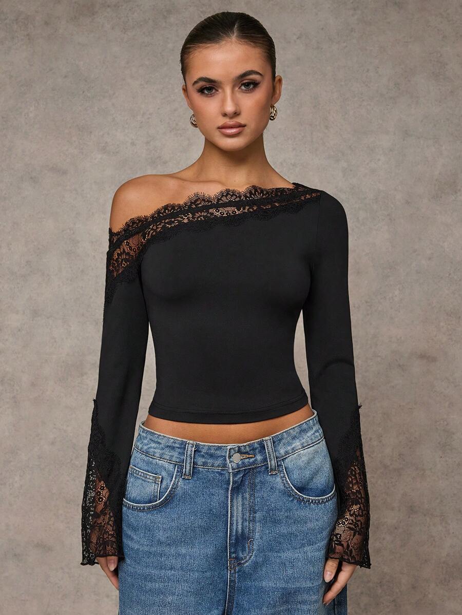 SHEIN BAE Women's Black Solid Color Lace Splice Asymmetric Neck Flared Sleeve Fitted Elegant T-Shirt, Winter Women Clothes, New Year's Top, Suitable For Dates, Holiday Parties, Fashionable Outings, Night Events, Club Wear