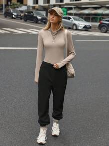 Hanevo 女式纯色插肩袖休闲连帽衫专业运动 T 恤，秋季 - 咖啡棕 - 查看 4