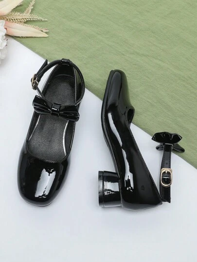 蝴蝶结装饰简约休闲儿童时尚漆皮高跟鞋