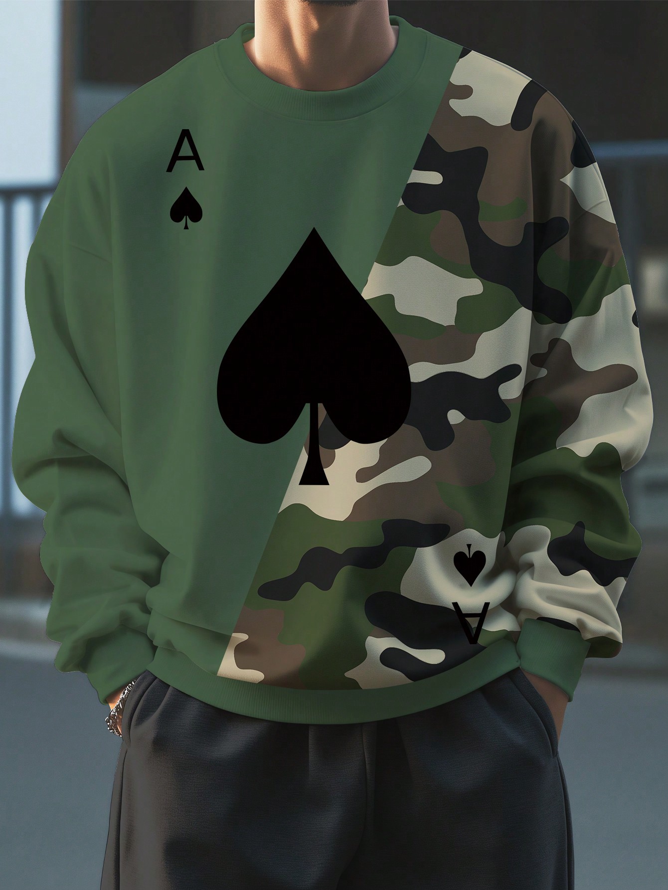 Manfinity Dauomo Men's Camouflage & Poker Graphic Print Crew Neck Long Sleeve Casual Sweatshirt, Autumn/Winter