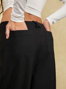 Forever 21 秋冬女士黑色直筒裤/V 型裤/低腰裤/修身裤/Y2K 服装/新年/夏季女装/商务休闲女装/度假/基本款/外出/优雅裤 - 黑色 - 查看 5