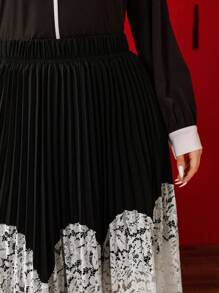 SHEIN Clasi Plus Size Women Lace Patchwork Pleated Skirt, Women's Clothing Stress Relief, Evening Long Gown, Elegant Fashion Women Fall Cloth For Women