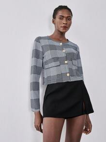 Chiquease 带口袋的圆领短夹克，女式，长袖