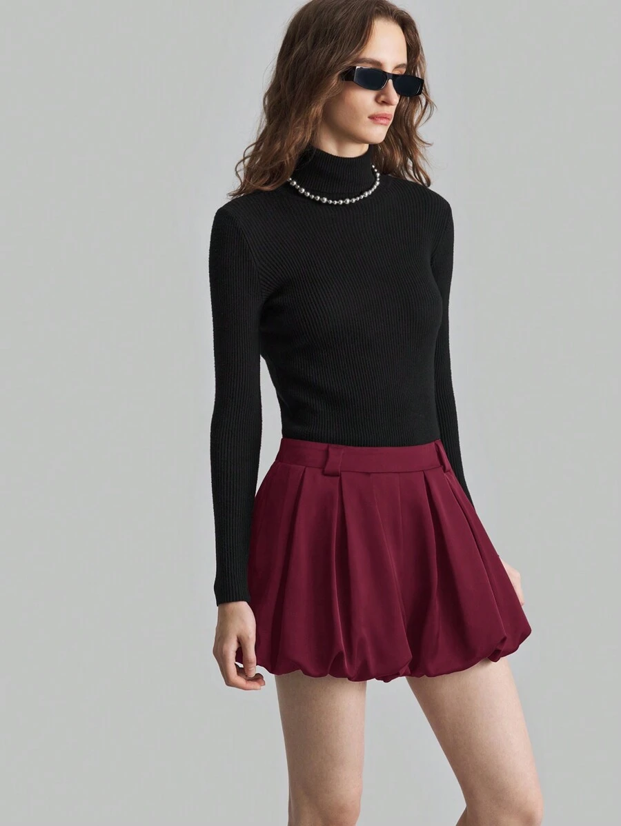 Ontre 2025 New Women's Spring Angola Red Flower Bud Shaped Cute Casual Shorts