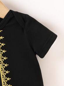 SHEIN Newborn Baby Boys Girls Black  Neck Short Sleeve Bodysuit, Casual Versatile Style Suitable For Spring, Autumn, Or Summer Daily Wear, Outdoor Activities