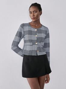 Chiquease 带口袋的圆领短夹克，女式，长袖