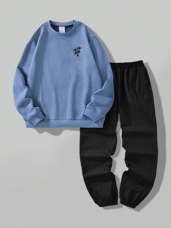 SHEIN Explorewe 2pcs/Set Teenager Boys Cross Embroidered Crew Neck Sweatshirt And Woven Casual Pants