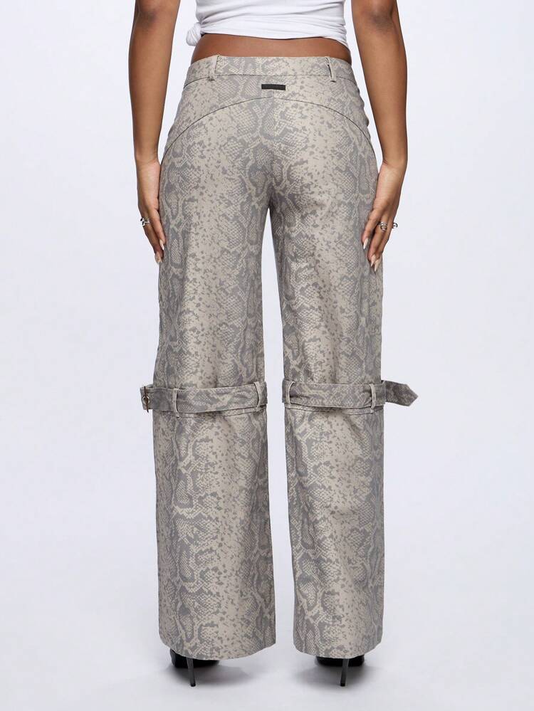 SUMWON WOMEN Wide Leg Cargo Pants With Buckle Details