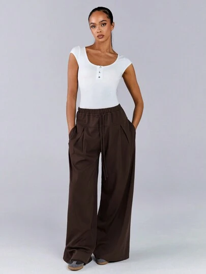 Athîral Women's Solid Color Round Neck Cap Sleeve Casual T-Shirt Bodysuit