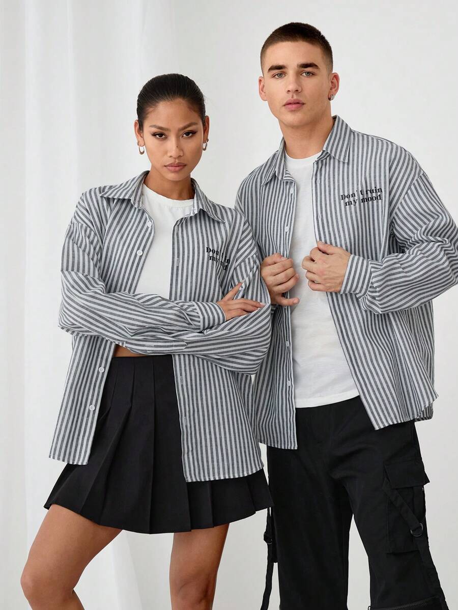 Manfinity VCAY 男女通用宽松字母图案印花长袖休闲编织条纹衬衫 - 彩色 - 查看 1