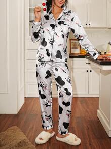 SweetSlumber Conjunto de pijama de satén con estampado de vaca y ribete de contraste