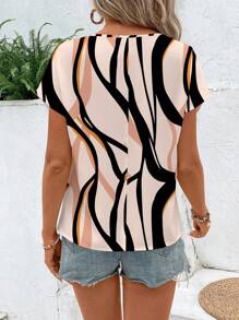 EMERY ROSE Striped Pattern Casual Minimalist Round Neck Blouse For Women, Suitable For Summer