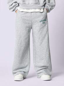SUMWON Tween Boys Comfy Regular Fit Double Layer Sweatshirt And Straight Fit Sweatpants 2 Piece Set