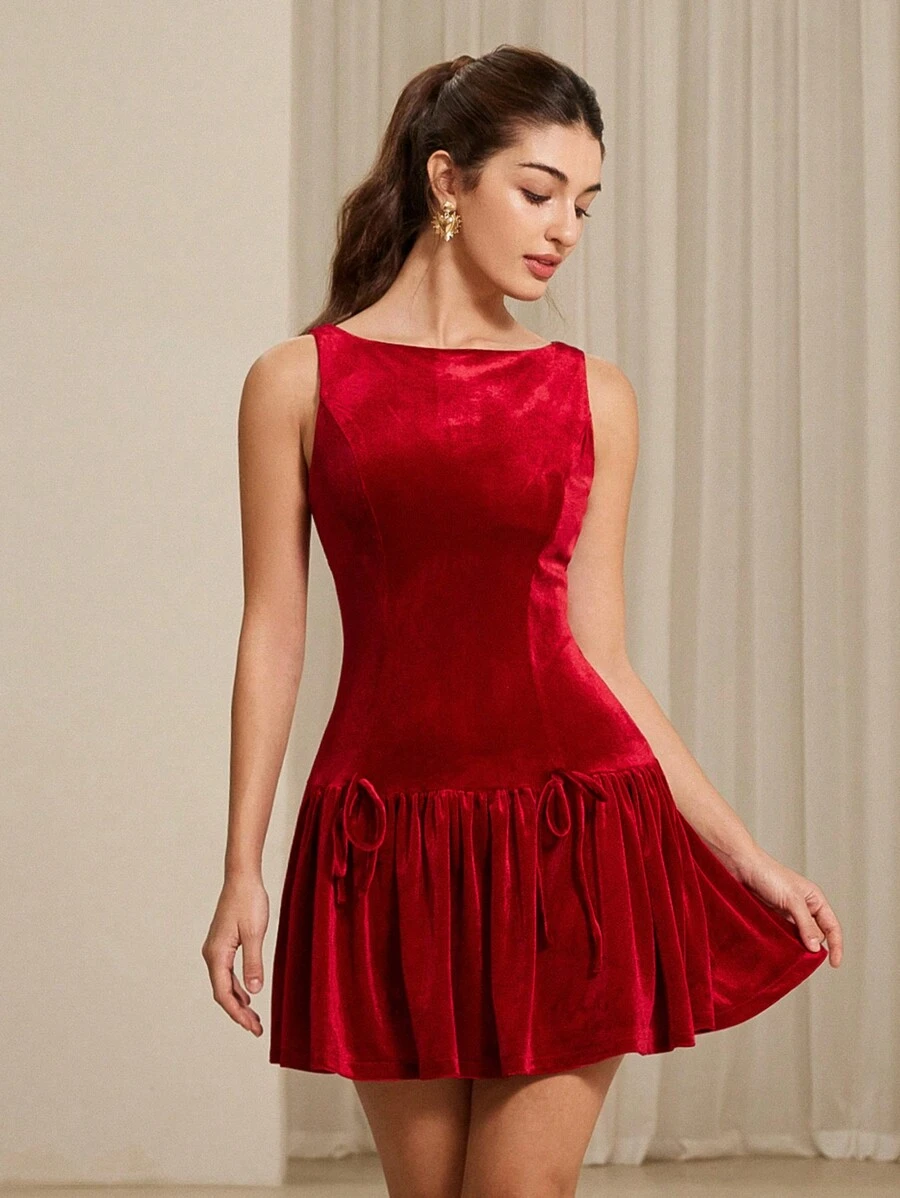 Chiquease 法式浪漫少女天鹅绒吊带背心连衣裙，带荷叶边下摆和 3D 蝴蝶结装饰，迷你长度，春季女士鸡尾酒会礼服情人节 - 紅色 - 查看 1