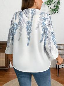 SHEIN LUNE Plus Size V-Neck Plant Print 3/4 Sleeve Blouse - Multicolor - View 2
