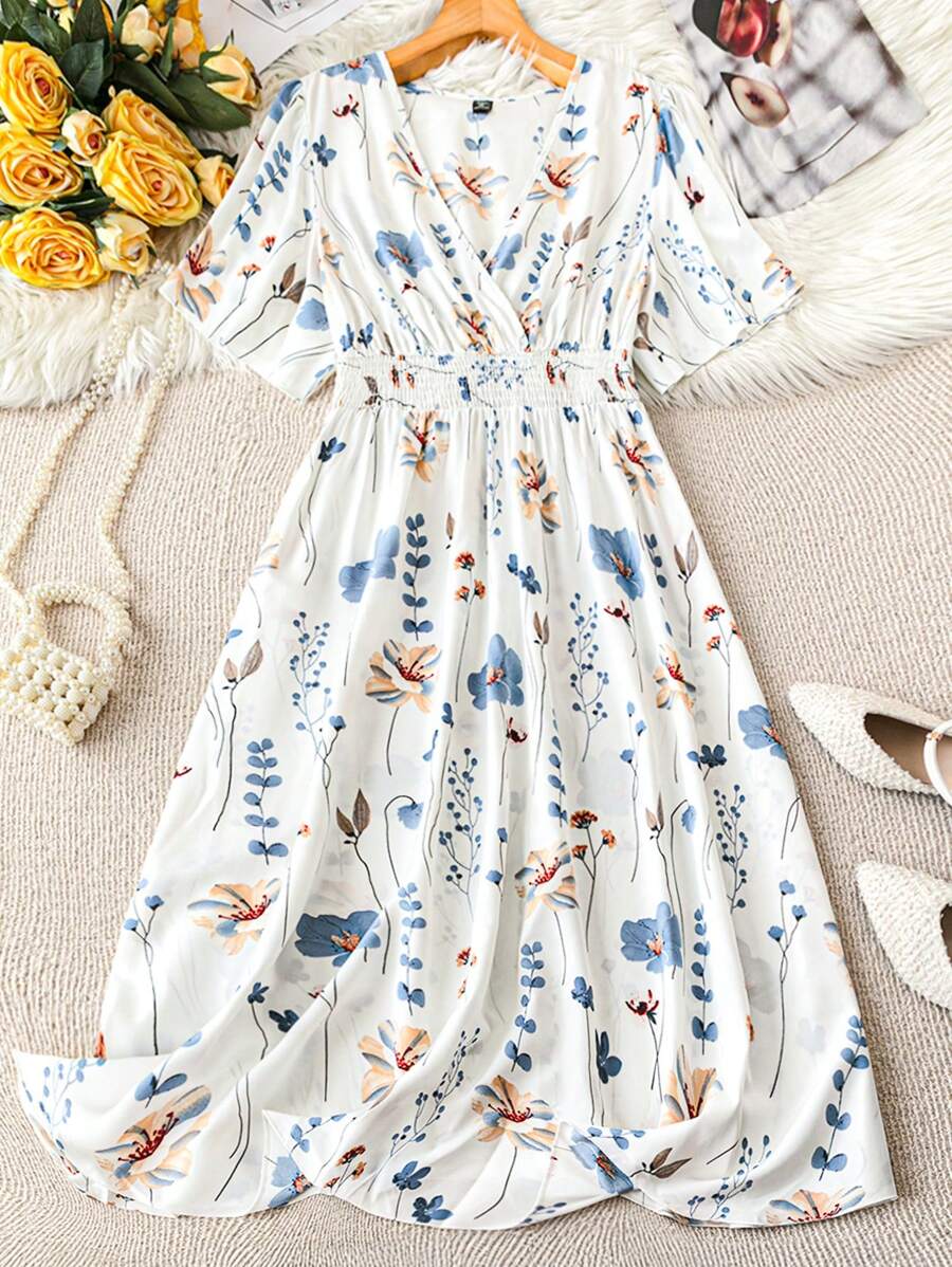 SHEIN Clasi 夏季大码 V 领花卉印花休闲连衣裙 - 彩色 - 查看 1