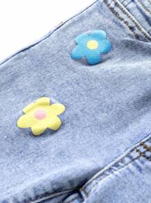 SHEIN Baby Girl Casual Fashion Cute Colorful Floral Print Washed Denim Flared Pants - Light Wash - View 4