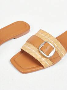 Styleloop Sandalias planas de dedo abierto de unicolor, sandalias tipo chanclas de talla grande con punta cuadrada para exterior y playa, pantuflas versátiles de verano minimalistas antideslizantes - Marrón - Ver 4