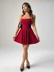 SHEIN PETITE 节日气氛新款纯色褶皱扇形 A 字下摆连衣裙 - 紅色 - 查看 1