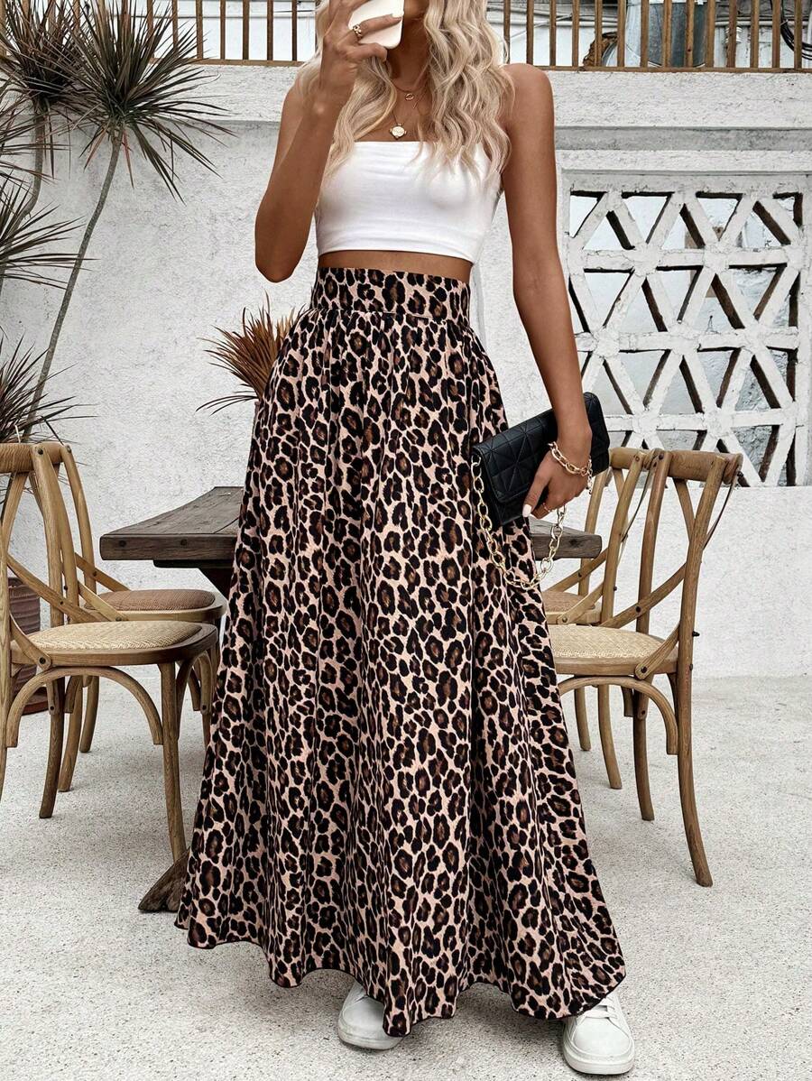 SHEIN PETITE Falda larga de cintura ceñida y estampado de leopardo en corte evasé para mujeres, para otoño/primavera