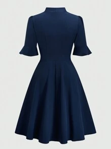 SHEIN Clasi 大码女式 V 领蝴蝶结荷叶边袖优雅连衣裙，办公室服装 - 藏蓝色 - 查看 2