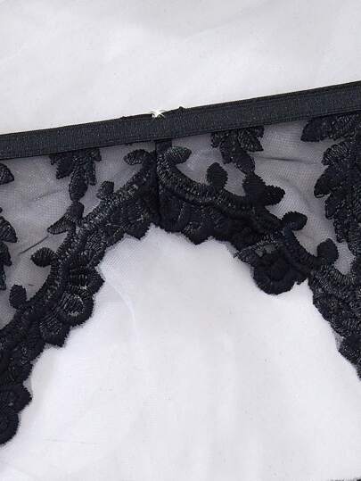 Esselle Geborduurde Mesh Verleidelijke Lingerie Set Going Out view 3