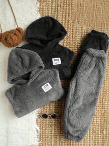 4-częściowy strój dla młodych chłopców, wygodny, swobodny styl dla młodych chłopców, dwustronna bluza z kapturem z polaru i spodnie ze ściągaczem, 2-częściowy zestaw, 2 kolory, odpowiedni do dojazdów do pracy, szkoły, domu, na co dzień, na imprezę, na wyjście