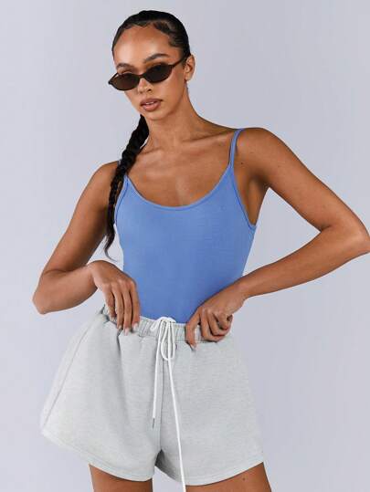 Athîral 女士纯色休闲短裤，简约时尚，适合日常穿着