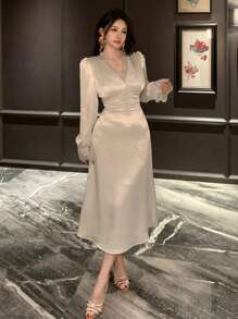 DAZY V 领蕾丝拼布泡泡袖中长连衣裙，适合女士舞会礼服，优雅、荷叶边、正式女士礼服，秋季长袖连衣裙 - 杏色 - 查看 4