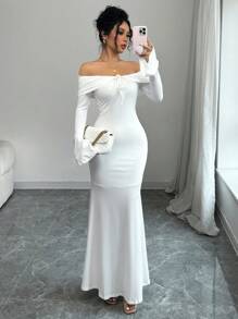 Chiquease 优雅紧身露肩长袖喇叭袖口鱼尾下摆罗纹针织白色女式长裙 - 白色 - 查看 4