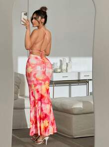 SHEIN SXY Vestido largo de mujer con estampado de teñido anudado, contraste, espalda sexy, bajo de sirena y cuello halter, vestido de verano, vestidos de verano para mujer, vestido para el Día de San Valentín