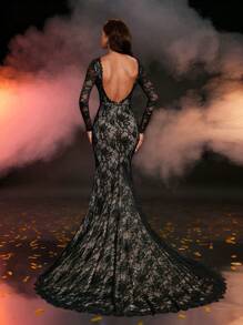 Glamrae 优雅浪漫的黑色蕾丝华丽贴花甜心领长袖美人鱼背部，大 V 形背部和大尾巴，适合晚餐、单身派对、生日约会晚礼服