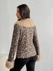 Flirla Chaqueta con cuello y puños de piel sintética con estampado de leopardo, de moda para el otoño