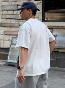 DAZY 男士休闲彩色标语印花短袖 T 恤 - 白色 - 查看 2