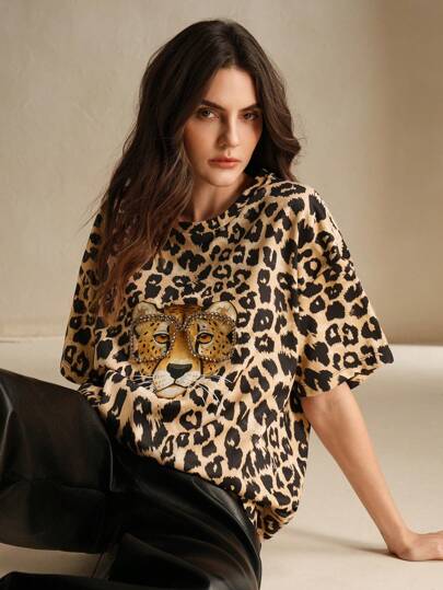 Anewsta Women's Modern Leopard Print Rhinestone Embellished Loose Fit Crew Neck T-Shirt Graphic Cheetah Print Tees Women Tops
