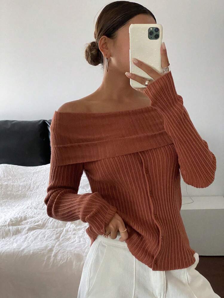 1pc Women Solid Color V-Neck Long Sleeve Slim Fit Sweater,Fall Clothes Off The Shoulder