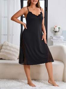 Slumberist 加大码性感蕾丝拼布侧开衩吊带裙