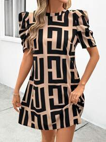 SHEIN Clasi 女士优雅黑棕色几何图案羊腿袖圆领宽松 A 字短款休闲迷你连衣裙