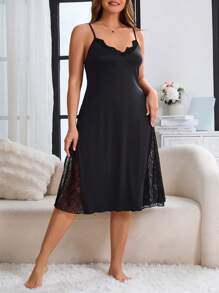 Slumberist 加大码性感蕾丝拼布侧开衩吊带裙