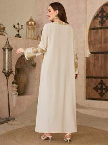 Al Najma 女士花卉亮片 V 领长袖阿拉伯传统连衣裙 - 彩色 - 查看 6