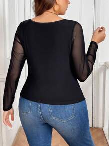 SHEIN Frenchy 大码女式优雅网眼拼接金属扣装饰心形领 T 恤，黑色，春季新品 - 黑色 - 查看 2