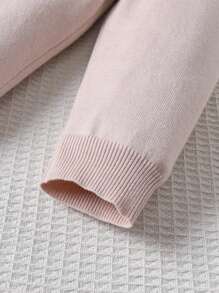 SHEIN 2 件套女婴花卉刺绣毛衣和裤子套装，复古农舍风格褶边针织服装