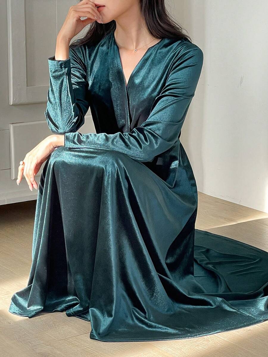 DAZY Robe longue en velours vintage élégante avec col en V enveloppant et taille cintrée pour femmes, robe longue à manches longues pour l'automne, robe de bal