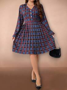 SHEIN Clasi Vestido casual con pliegues de tela escocesa de talla grande, para otoño - Multicolor - Ver 3