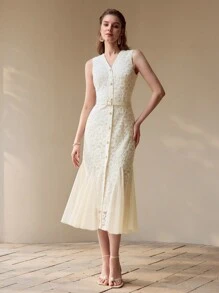 MOTF PREMIUM 蕾丝对比网眼美人鱼下摆连衣裙 - 白色 - 查看 7