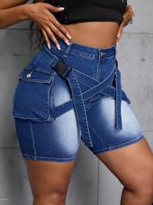 SHEIN SXY 大码女式弹力牛仔工装口袋修身百慕大短裤 - 深色水洗藍 - 查看 4